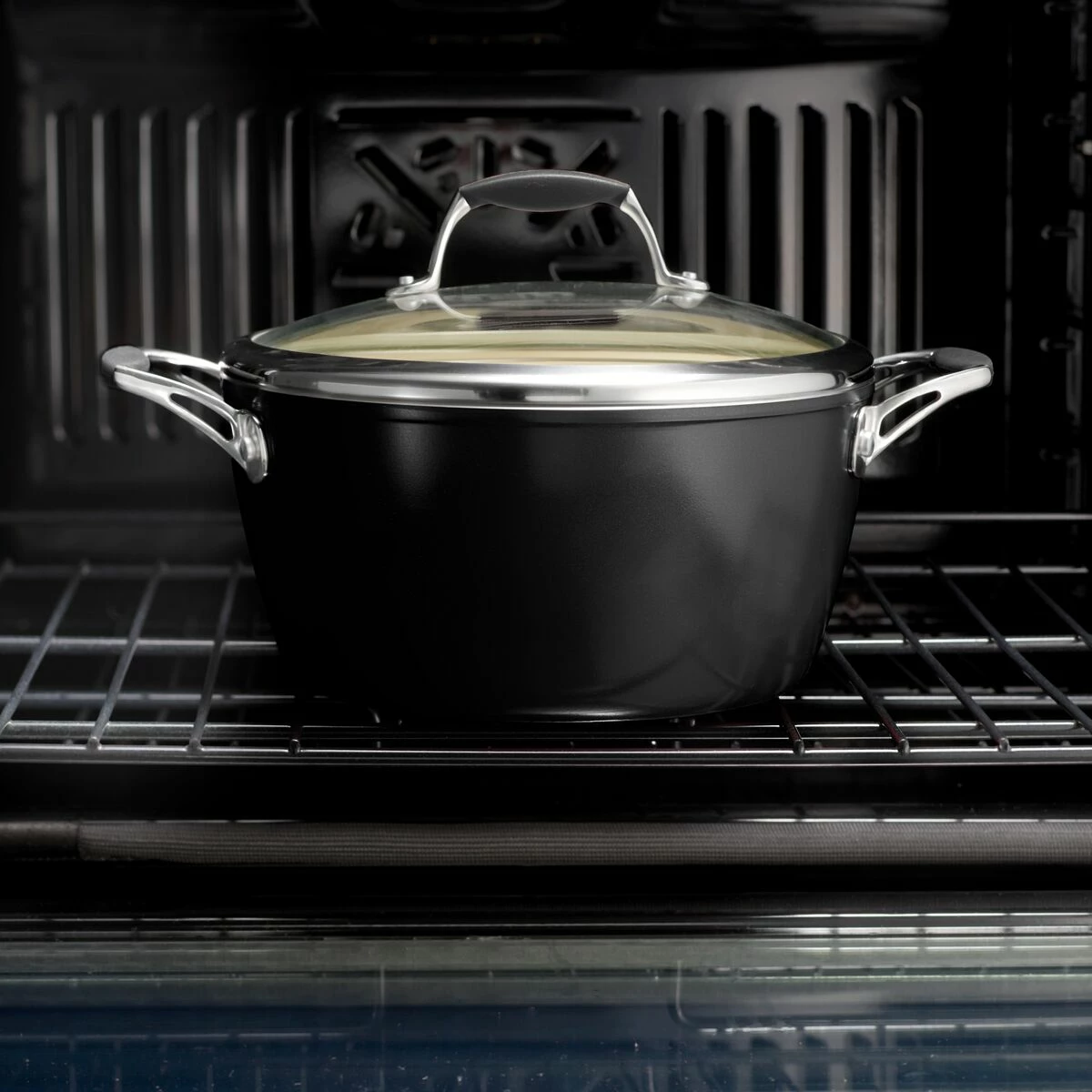 Tramontina 5 Qt Ceramic Covered Dutch Oven - Black 2 Tramontina 5 Qt Ceramic Covered Dutch Oven - Black - Image 2