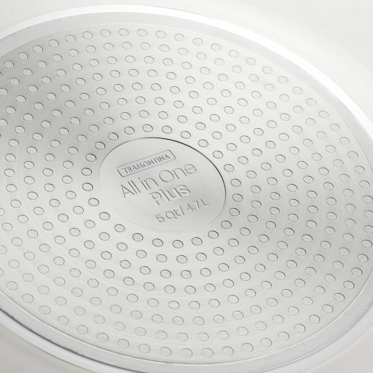 Tramontina All In One Plus Pan, 5 Qt Ceramic Non Stick - Parchment White 7 Tramontina All In One Plus Pan, 5 Qt Ceramic Non Stick - Parchment White - Image 7