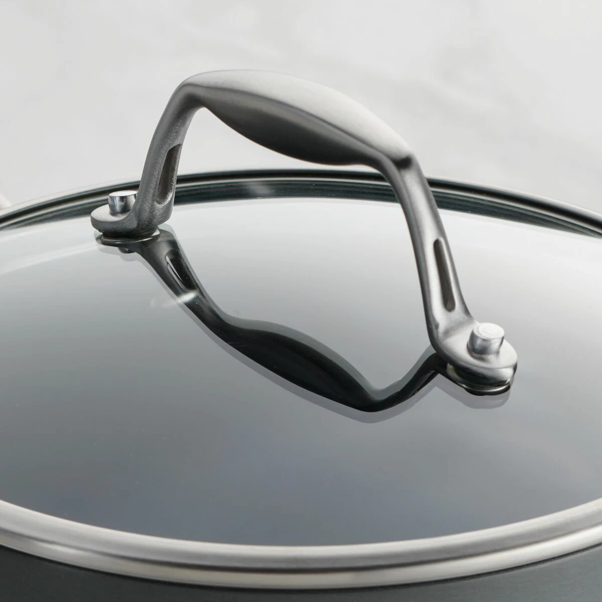 Tramontina 4 Qt Hard Anodized Covered Sauce Pan 5 Tramontina 4 Qt Hard Anodized Covered Sauce Pan - Image 5