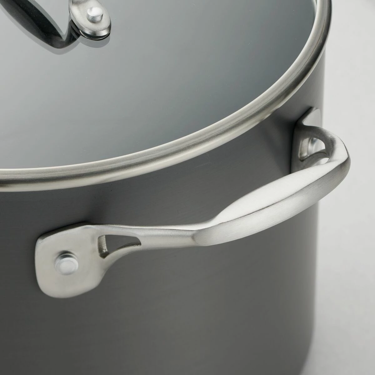 Tramontina 8 Qt Hard Anodized Aluminum Covered Stock Pot 3 Tramontina 8 Qt Hard Anodized Aluminum Covered Stock Pot - Image 3