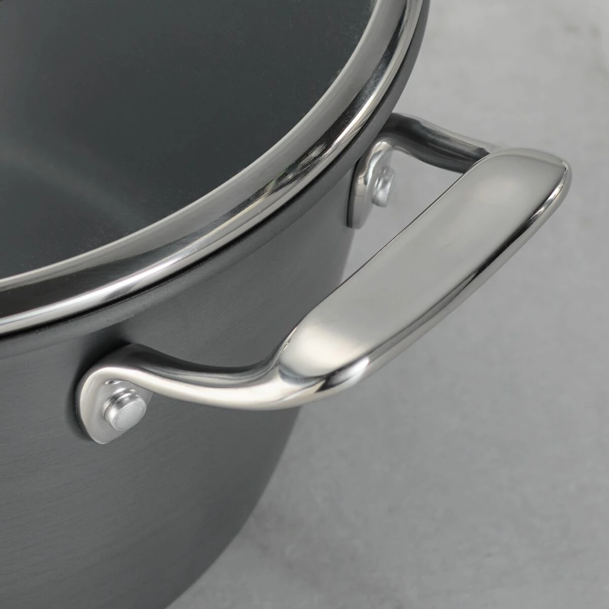 Tramontina Gourmet 5 Qt Hard Anodized Aluminum Nonstick Dutch Oven 3 Tramontina Gourmet 5 Qt Hard Anodized Aluminum Nonstick Dutch Oven - Image 3