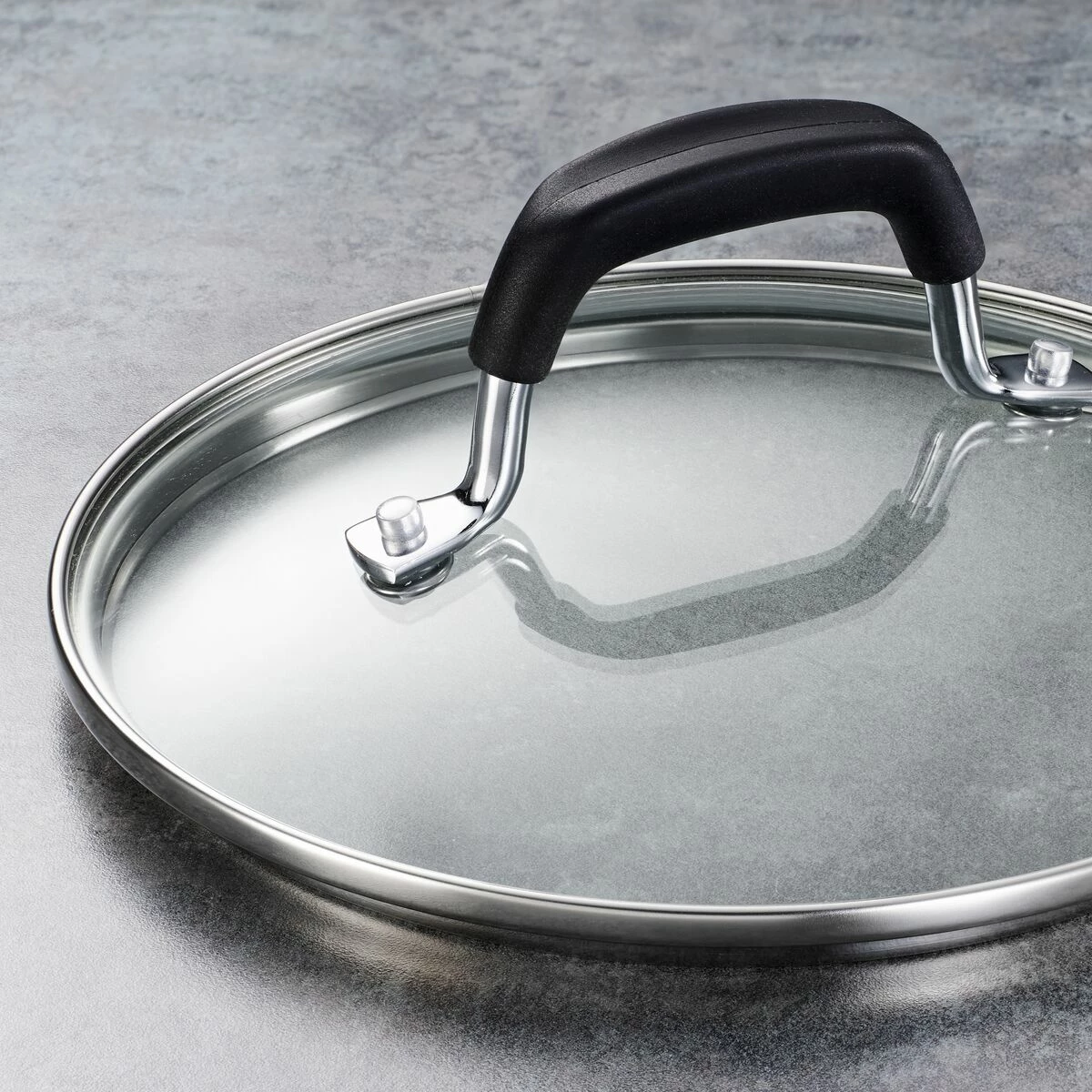 Tramontina 6 Pc Aluminum Stackable Sauce Pan Set - Metallic Red 4 Tramontina 6 Pc Aluminum Stackable Sauce Pan Set - Metallic Red - Image 4