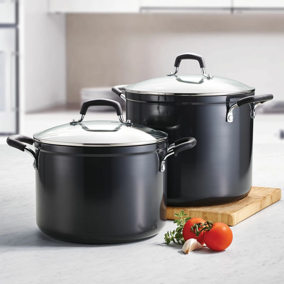 Tramontina 4-Piece Nonstick Stock Pot Set (8 Quart And 12 Quart) 1 Tramontina 4-Piece Nonstick Stock Pot Set (8 Quart And 12 Quart)