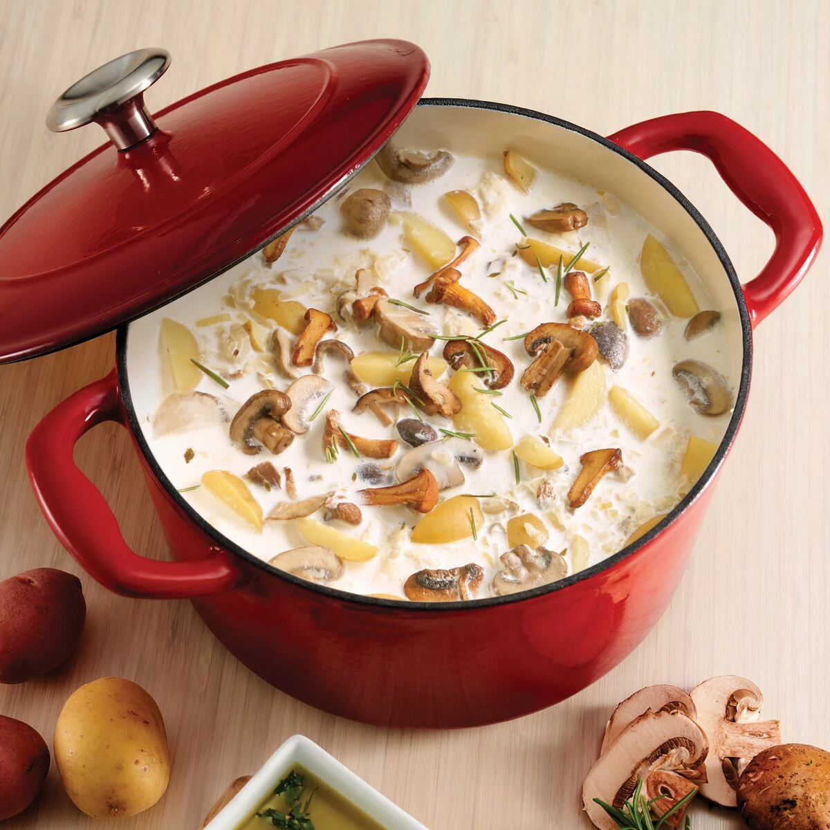 Tramontina 3.5 Qt Enameled Cast-Iron Series 1000 Covered Round Dutch Oven - Gradated Red 1 Tramontina 3.5 Qt Enameled Cast-Iron Series 1000 Covered Round Dutch Oven - Gradated Red