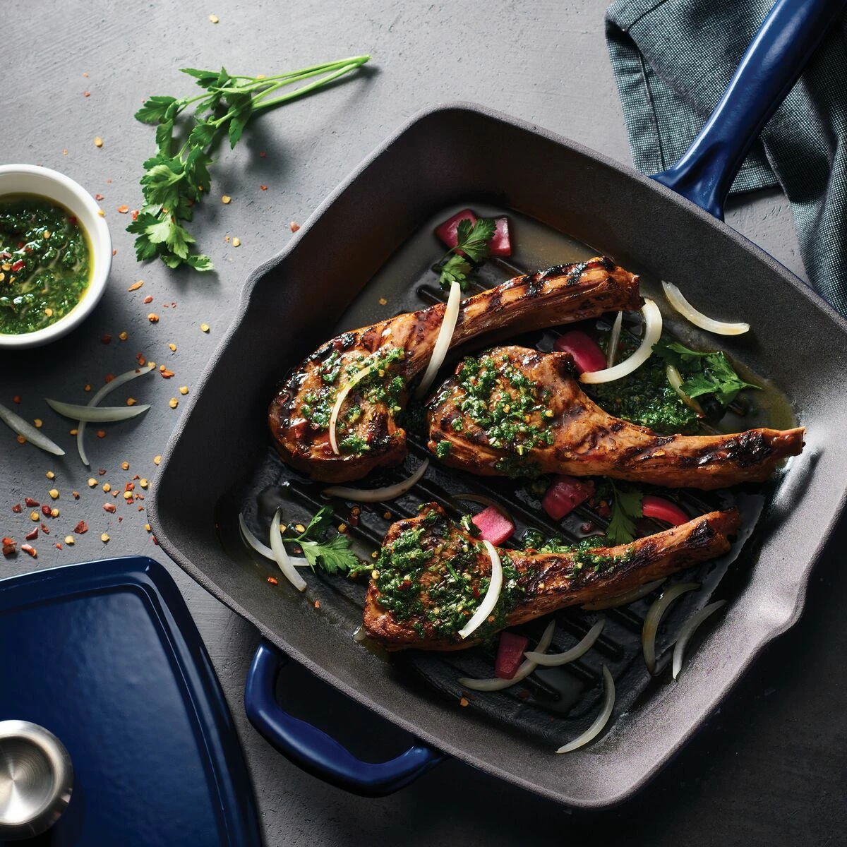 Tramontina 11 In Enameled Cast-Iron Series 1000 Grill Pan With Press - Gradated Cobalt 1 Tramontina 11 In Enameled Cast-Iron Series 1000 Grill Pan With Press - Gradated Cobalt