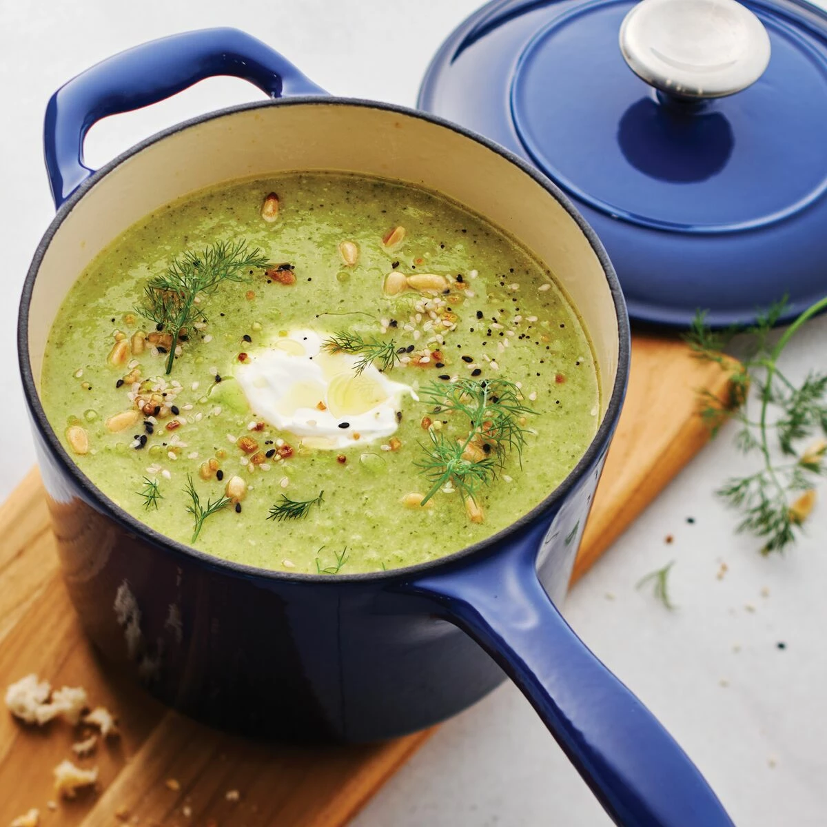 Tramontina 2.5 Qt Enameled Cast-Iron Series 1000 Covered Sauce Pan - Gradated Cobalt 1 Tramontina 2.5 Qt Enameled Cast-Iron Series 1000 Covered Sauce Pan - Gradated Cobalt