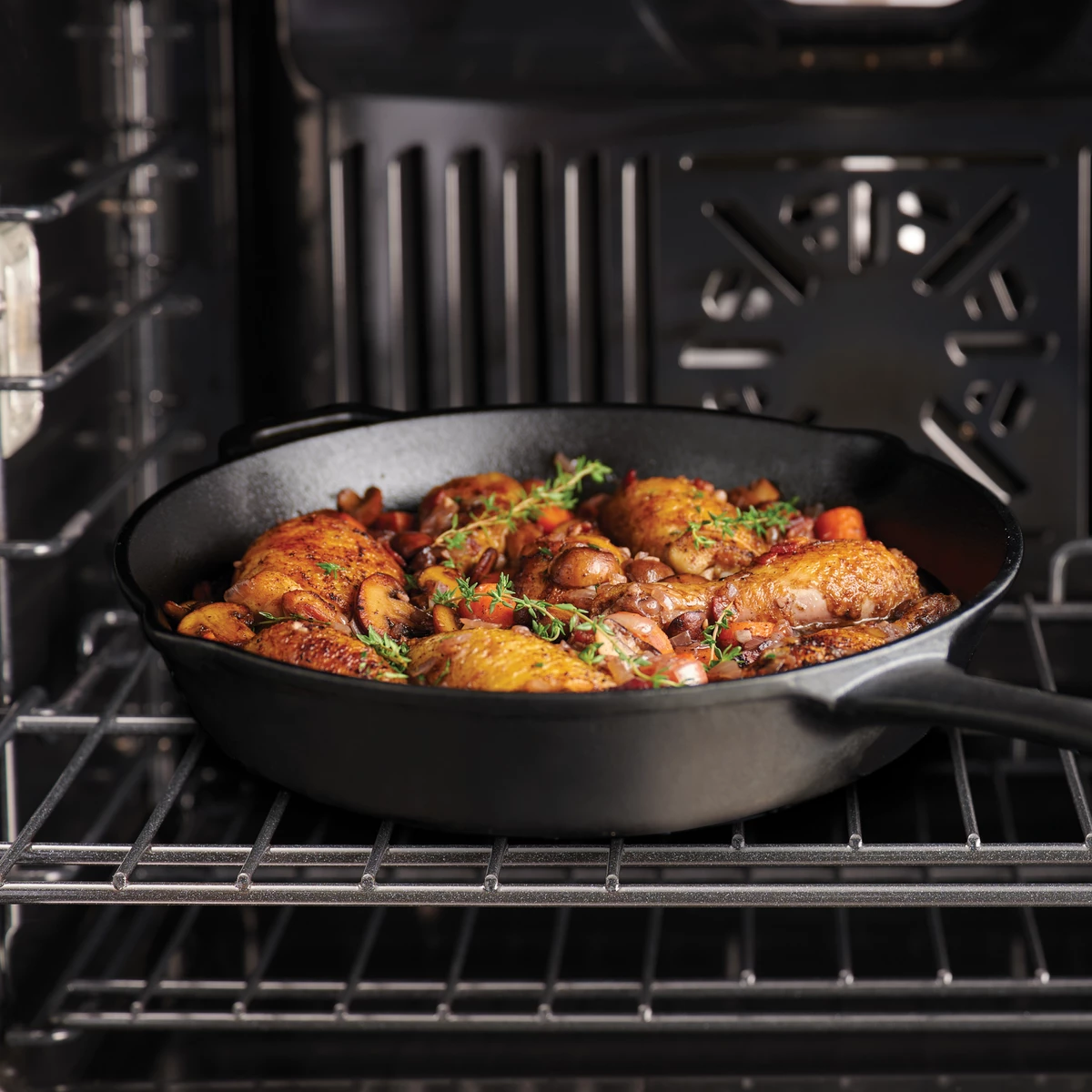 Tramontina Pre-seasoned Cast Iron 2 Pk Skillets With Silicone Grips 4 Tramontina Pre-seasoned Cast Iron 2 Pk Skillets With Silicone Grips - Image 4