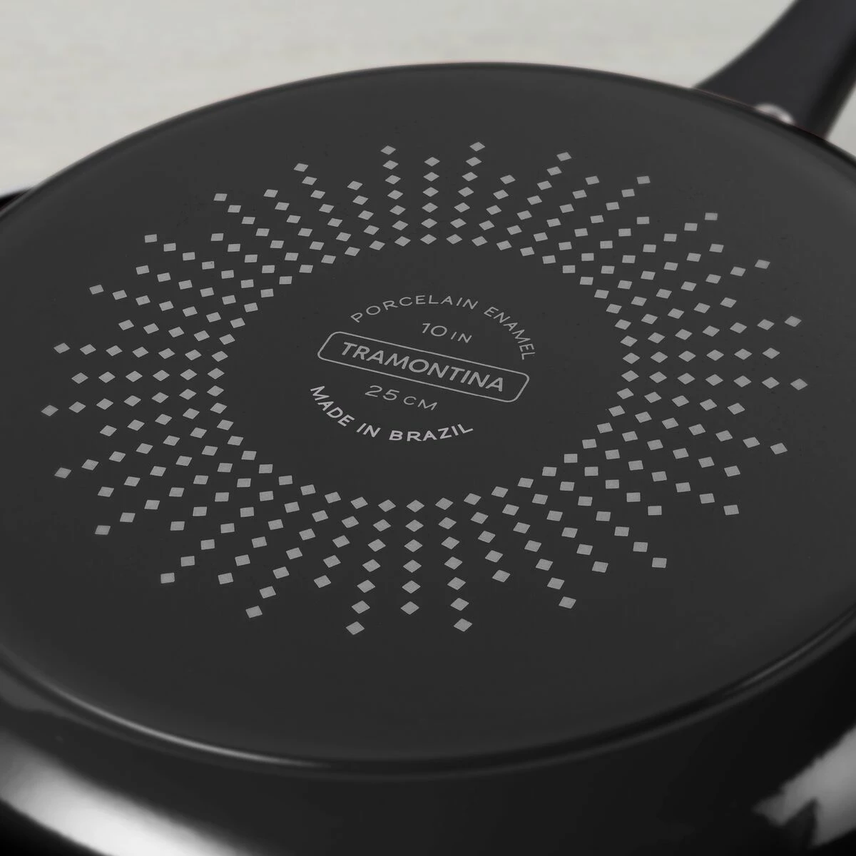 Tramontina 3 Pk Aluminum Fry Pan Set - Charcoal Gray 4 Tramontina 3 Pk Aluminum Fry Pan Set - Charcoal Gray - Image 4