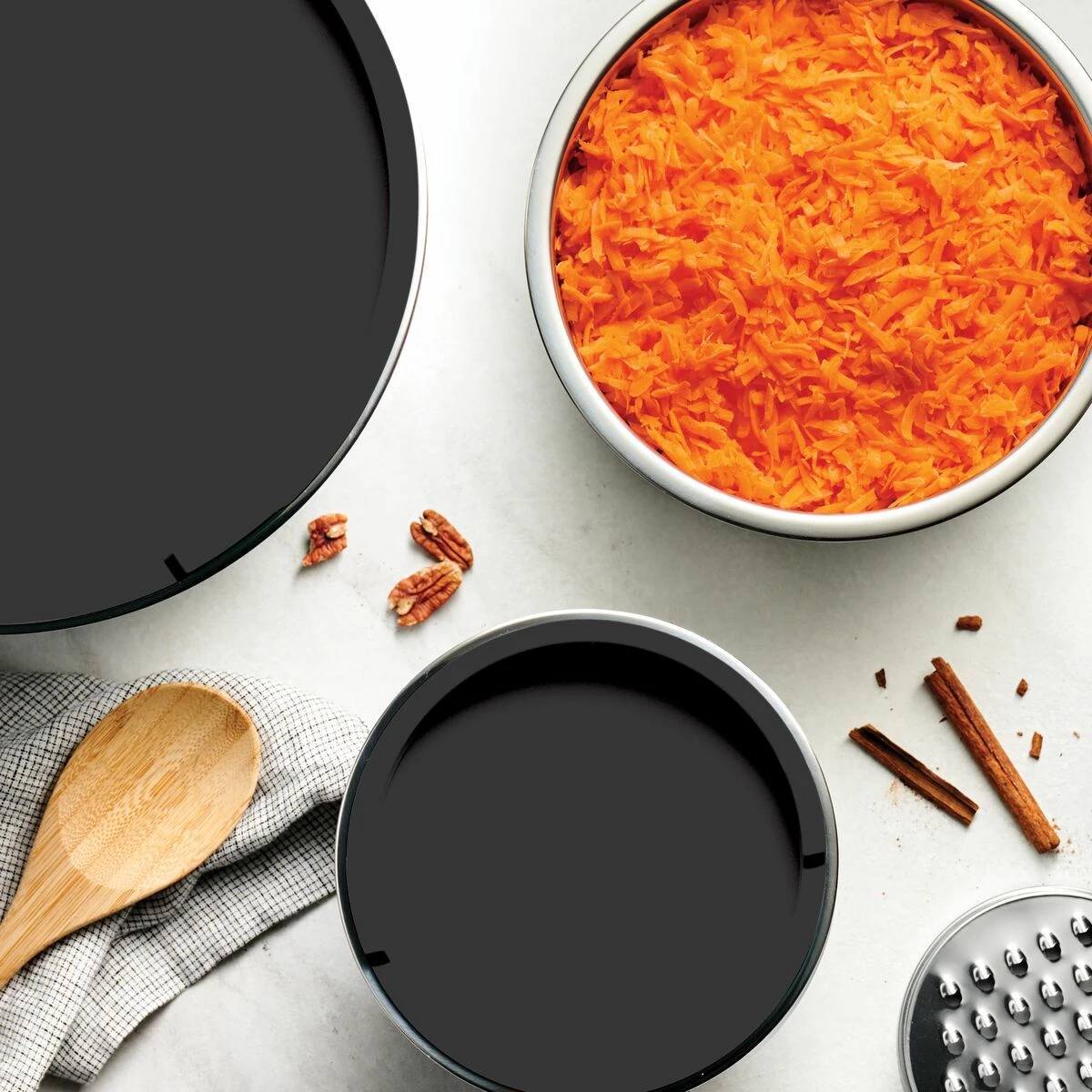 Tramontina 10 Pc Covered Stainless Steel And Silicone Mixing Bowl Set With Grating Tools - Black 2 Tramontina 10 Pc Covered Stainless Steel And Silicone Mixing Bowl Set With Grating Tools - Black - Image 2