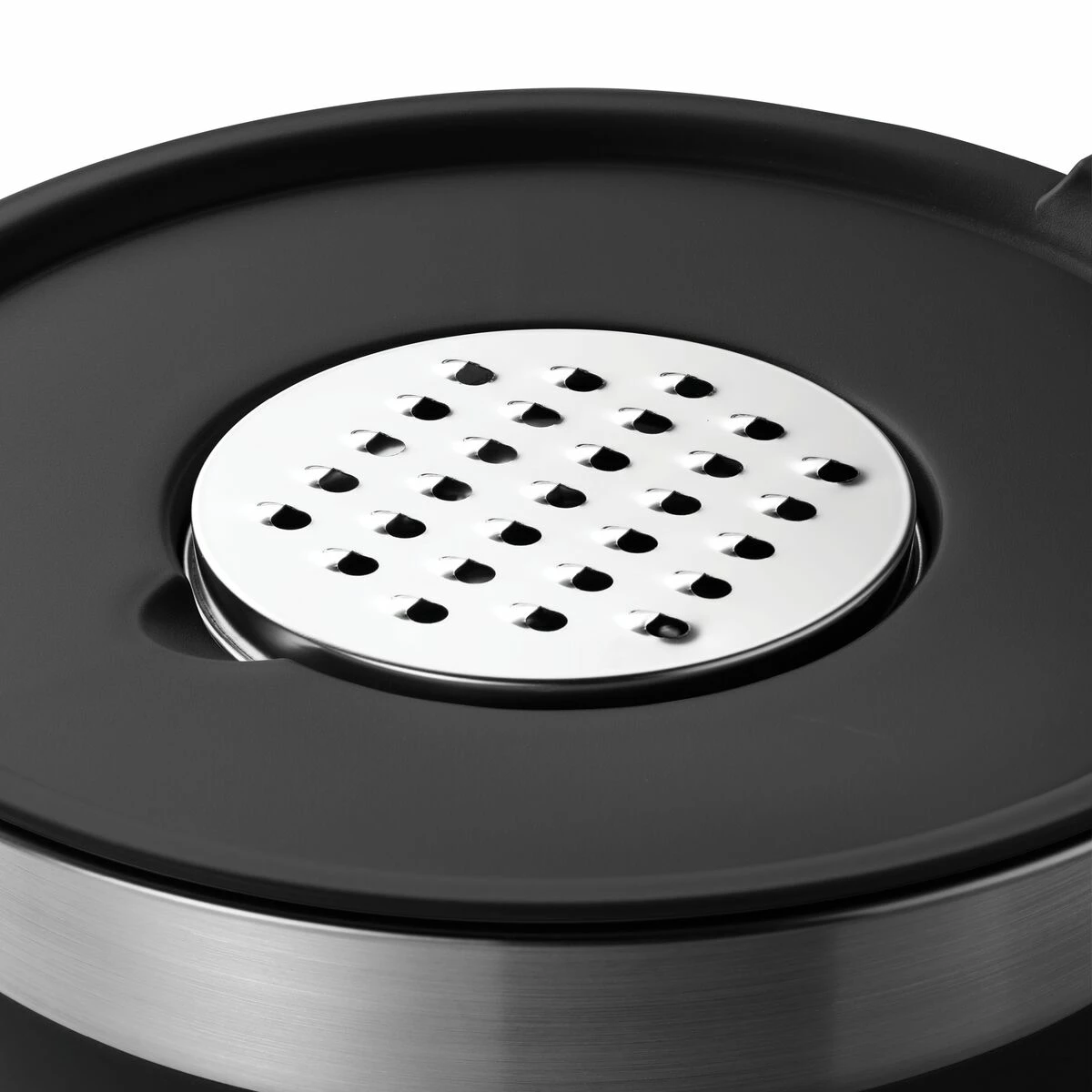 Tramontina 10 Pc Covered Stainless Steel And Silicone Mixing Bowl Set With Grating Tools - Black 4 Tramontina 10 Pc Covered Stainless Steel And Silicone Mixing Bowl Set With Grating Tools - Black - Image 4