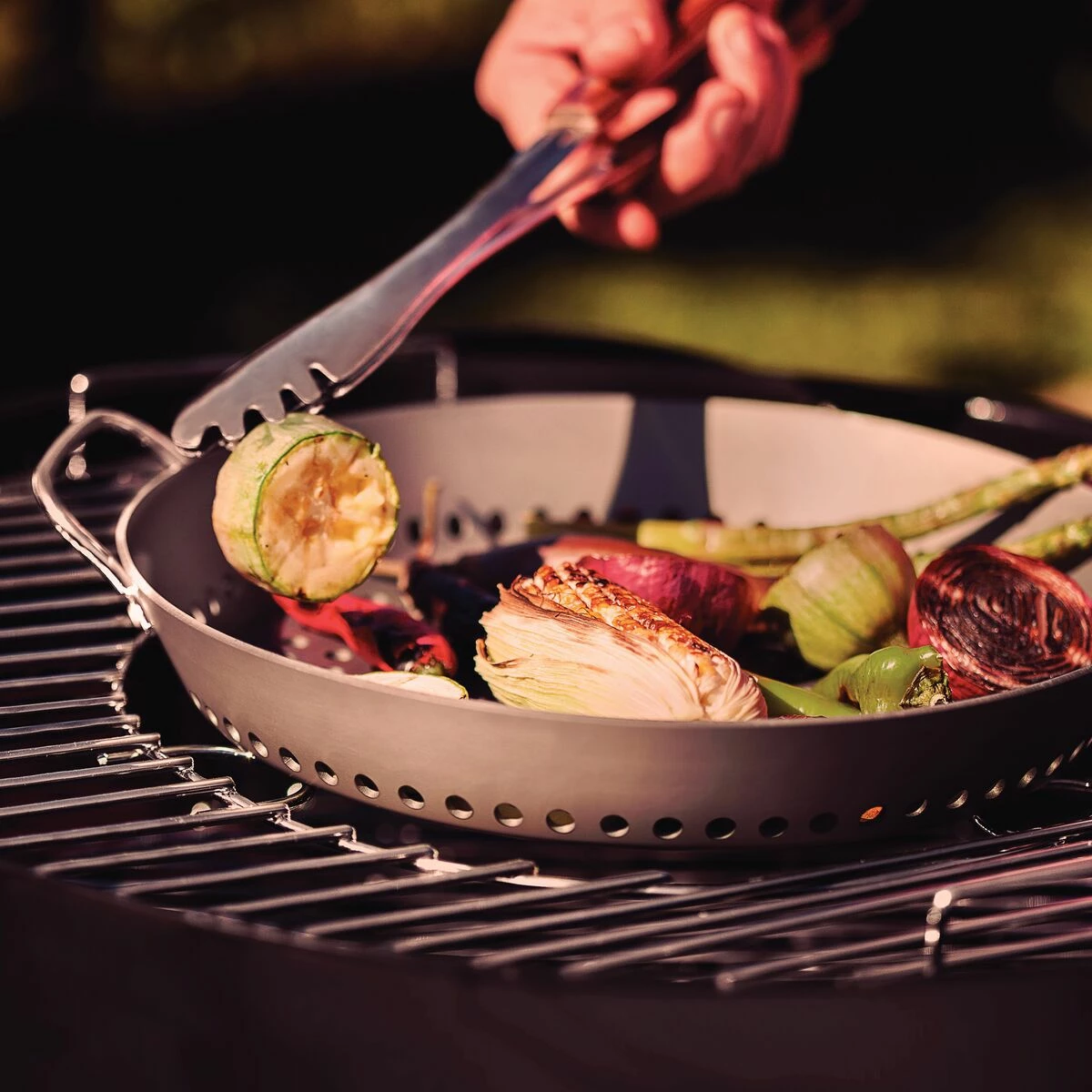 Tramontina Churrasco BBQ 12 In Round Carbon Steel Grill Pan 2 Tramontina Churrasco BBQ 12 In Round Carbon Steel Grill Pan - Image 2