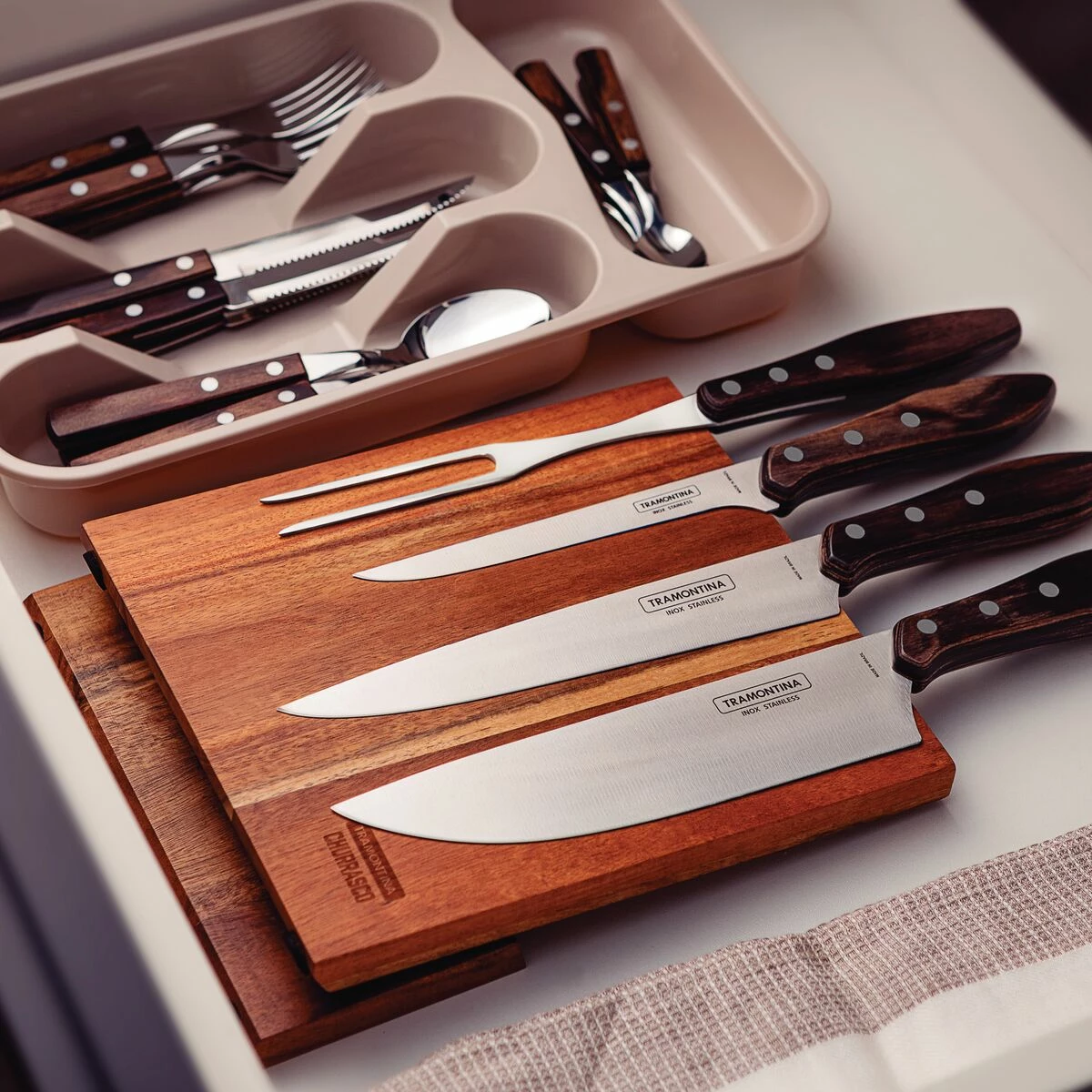 Tramontina Churrasco BBQ 5 Pc Cutlery Set With Magnetic Block 10 Tramontina Churrasco BBQ 5 Pc Cutlery Set With Magnetic Block - Image 10